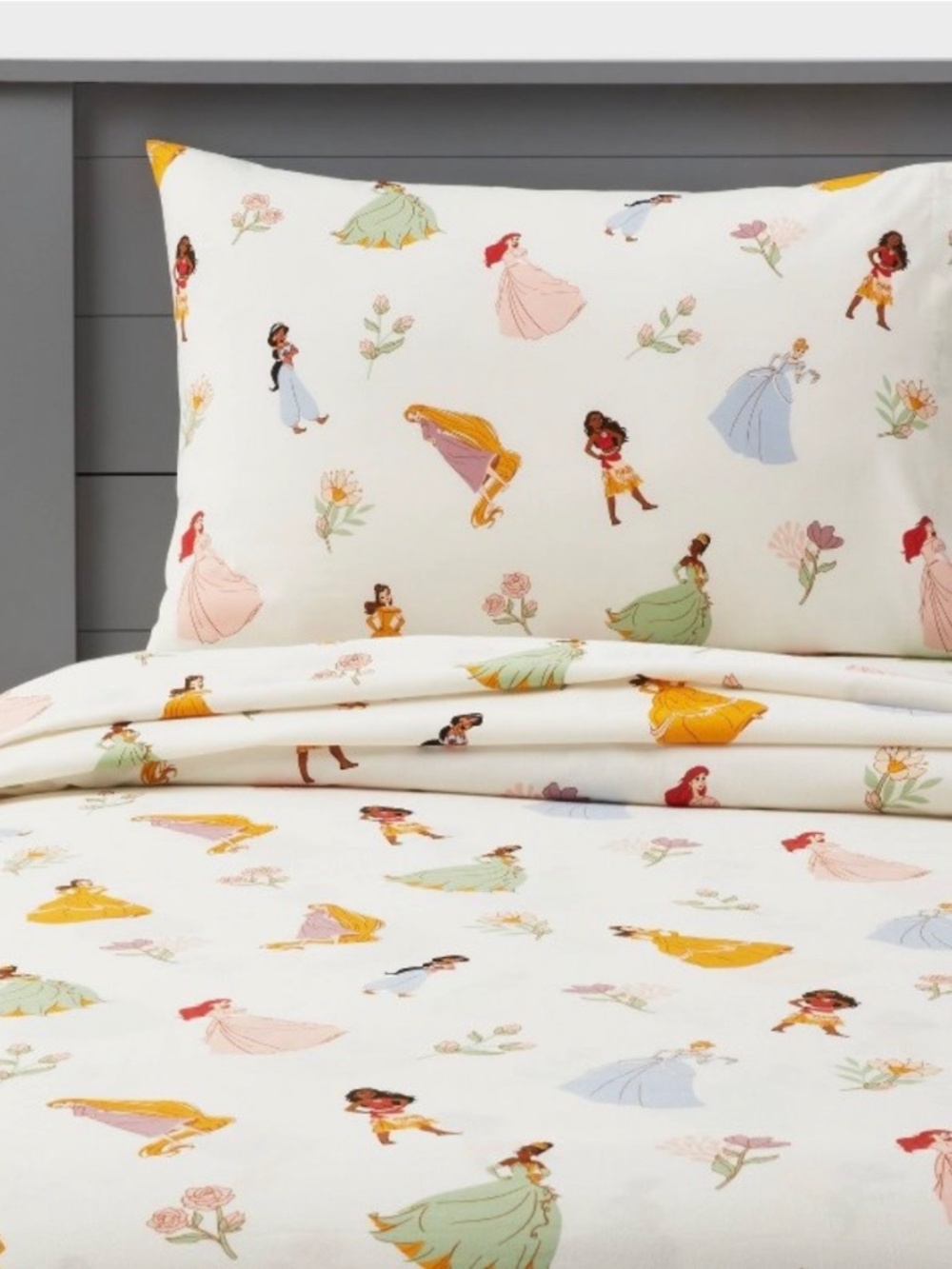 TWIN Disney Princess Characters Kids' Sheet Set - Pillowfort Disney Collection
